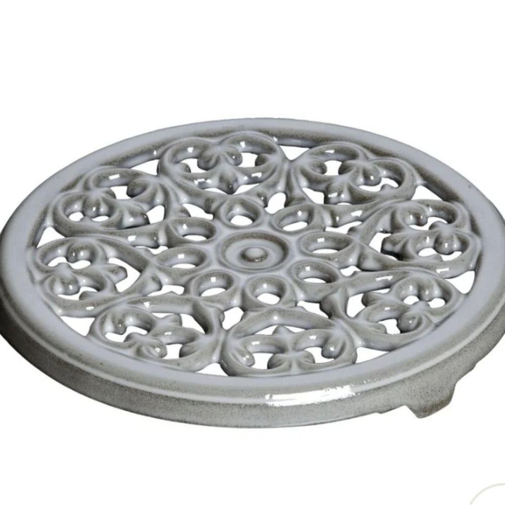 Staub Cast Iron Lilly Trivet- Graphite Grey